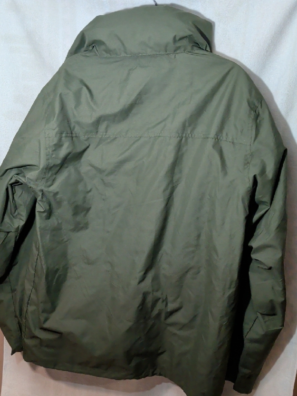 Orvis Men's Dark Olive Windbreaker Jacket W/Hoodie - Picture 5 of 6